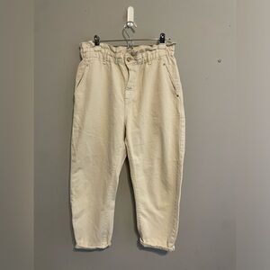 Zara Women's Ruched Waist Paperbag Jeans Cuffed‎ Size 8 Cream
